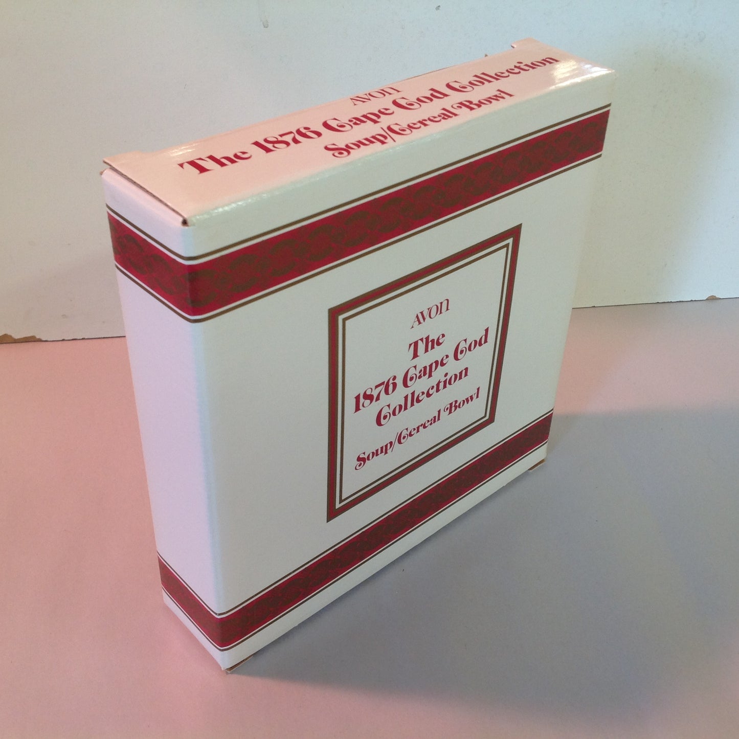 Vintage 1991 Avon 1876 Cape Cod Collection Soup/Cereal Bowl Red Sandwich Glass Unused with Original Box