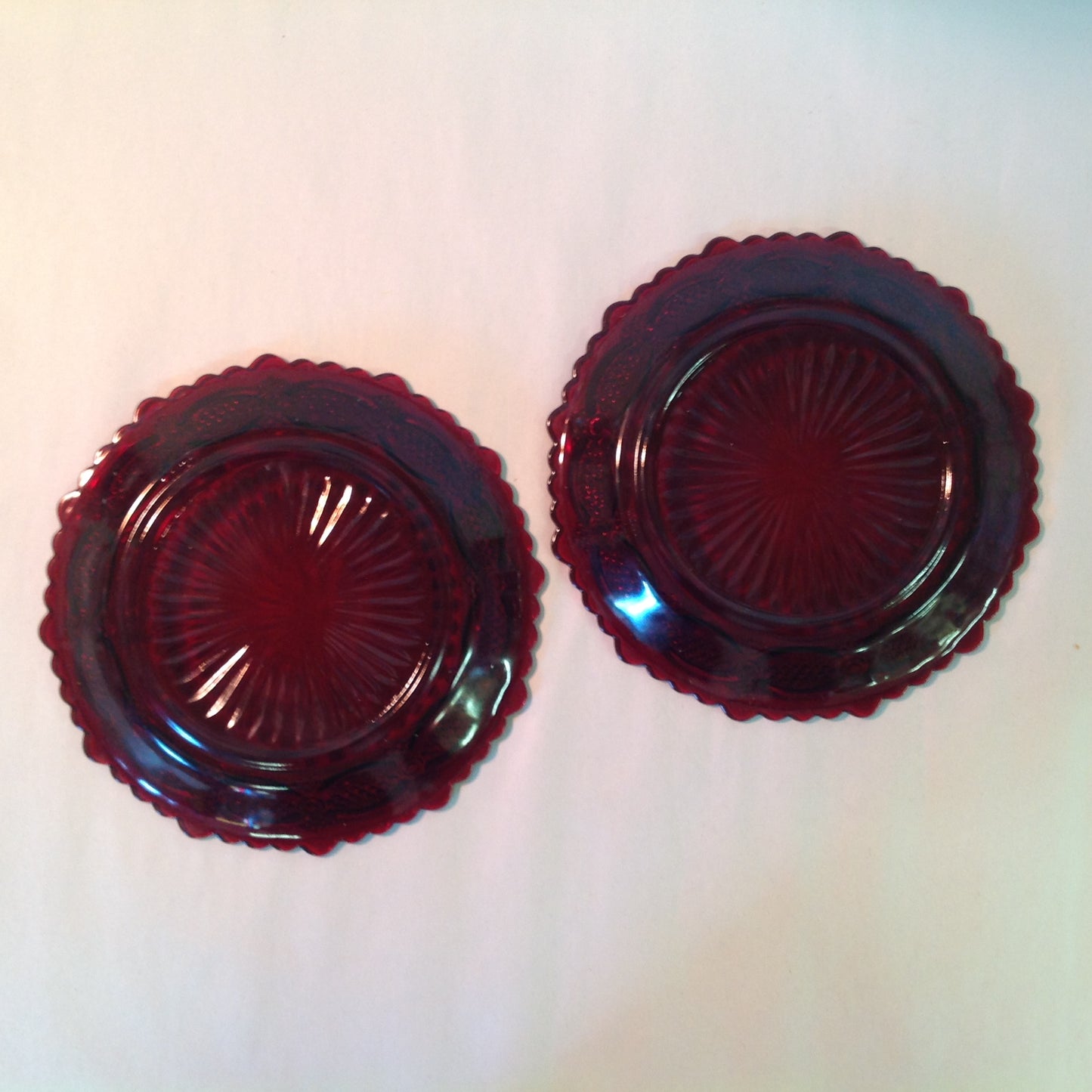 Vintage 1980 Avon 1876 Cape Cod Collection Dessert Plates Pair Red Sandwich Glass Unused with Original Box