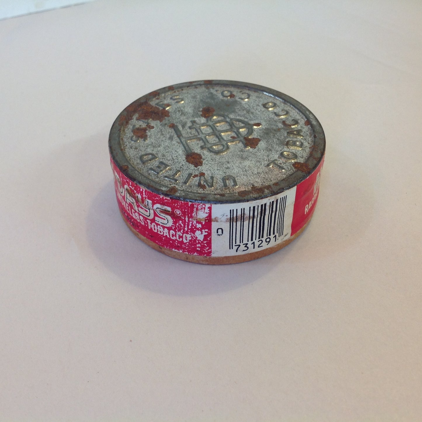 Vintage 1980 NOS Unopened United States Tobacco Co Happy Days Raspberry Flavored Smokeless Tobacco 1.2oz Tin