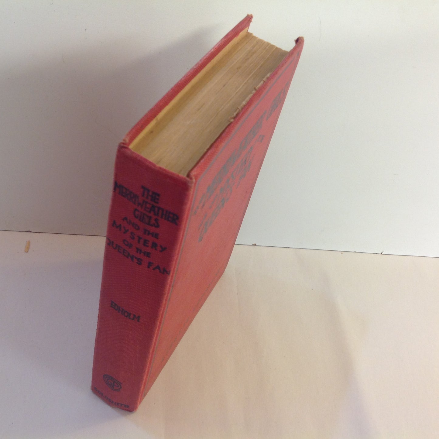 Vintage 1932 Hardcover The Merriweather Girls and the Mystery of the Queen's Fan Lizette Edholm Goldsmith First