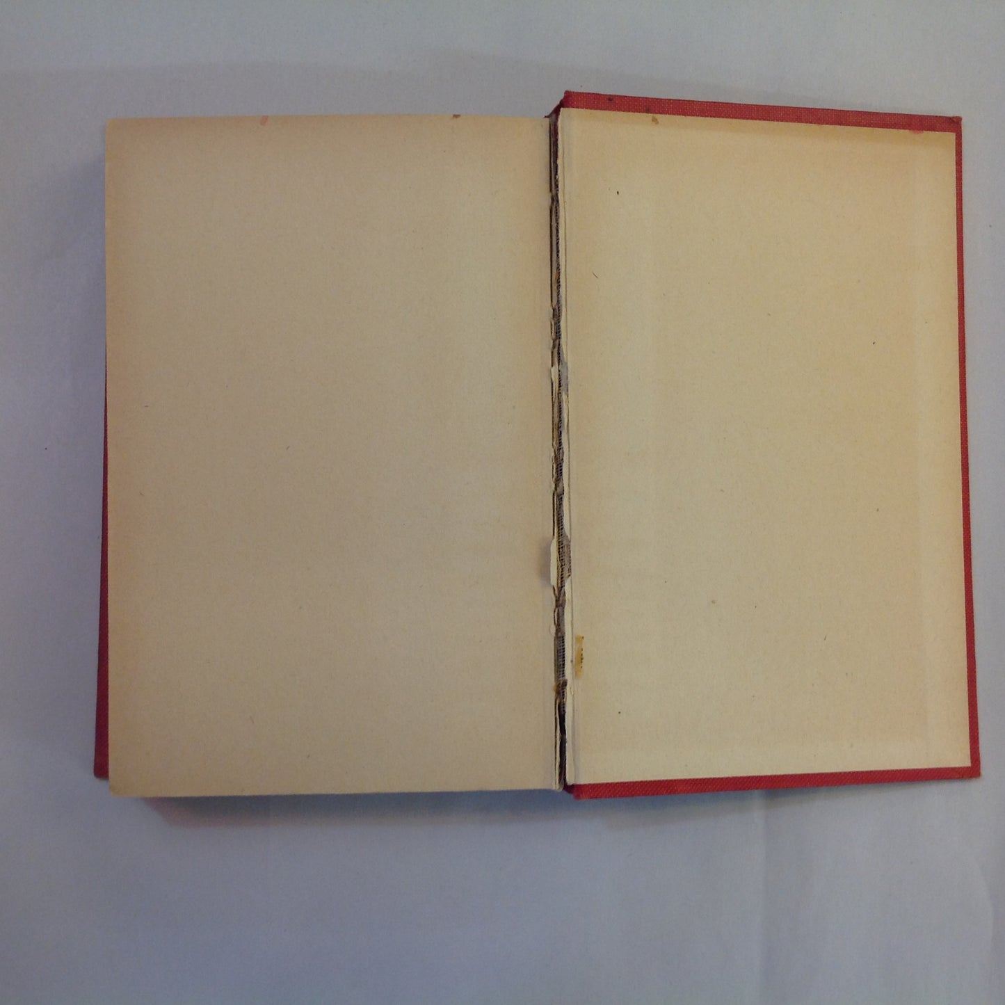 Vintage 1932 Hardcover The Merriweather Girls and the Mystery of the Queen's Fan Lizette Edholm Goldsmith First