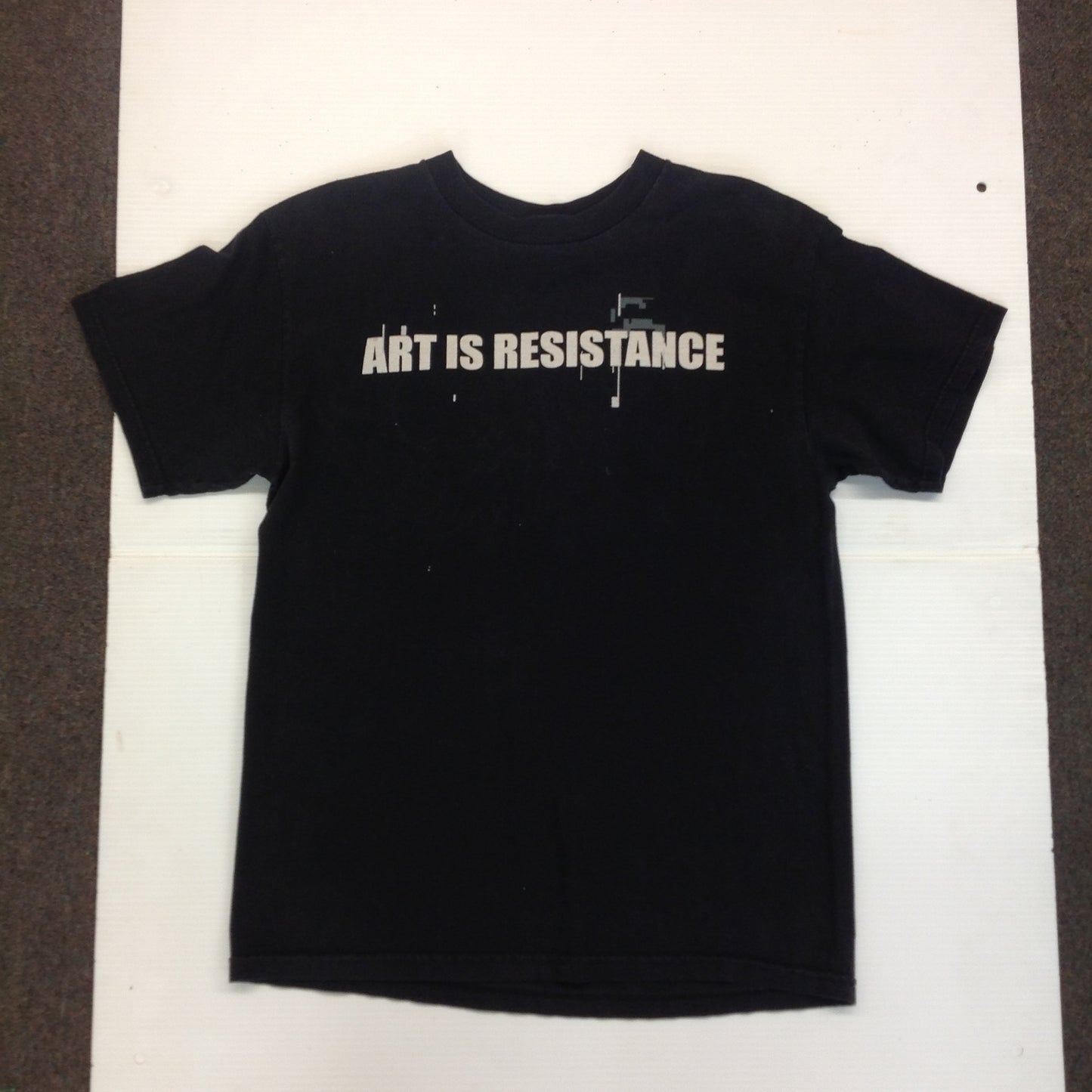 2007 Nine Inch Nails NIN Art is Resistance Tennessee River Short Sleeve Cotton Medium Black T-Shirt