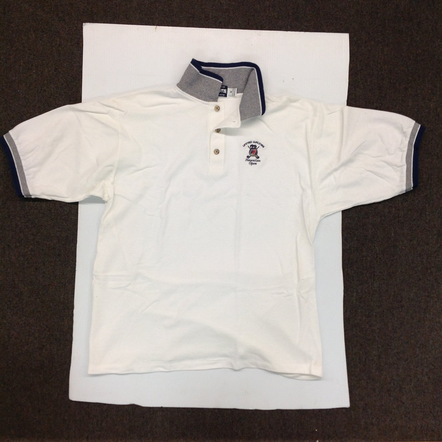 Vintage 1996 Authentic Divots White Cotton Men's Medium Souvenir United Airlines Hawaiian Open Golf Shirt