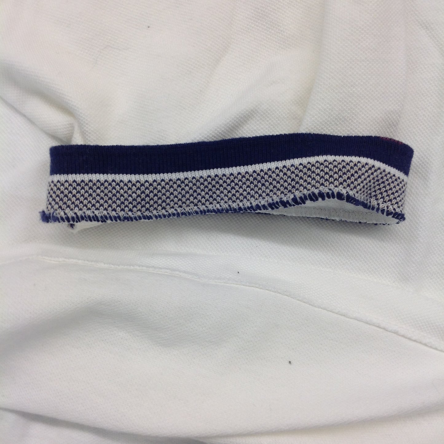 Vintage 1996 Authentic Divots White Cotton Men's Medium Souvenir United Airlines Hawaiian Open Golf Shirt
