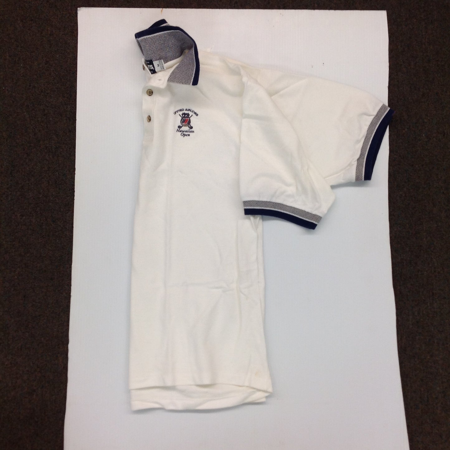 Vintage 1996 Authentic Divots White Cotton Men's Medium Souvenir United Airlines Hawaiian Open Golf Shirt