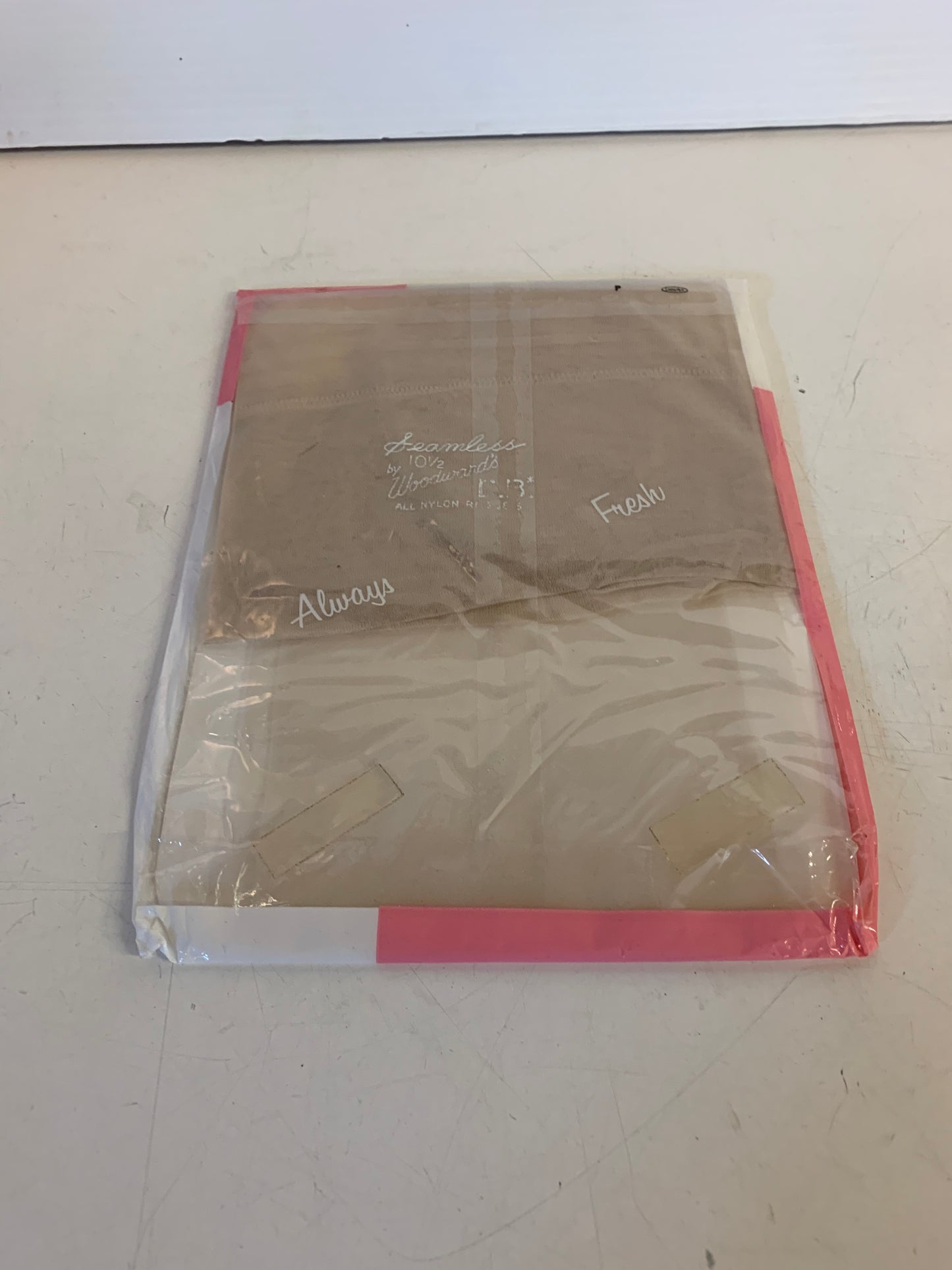 Vintage Woodward's Budget Balancer Seamless Mesh Women's Medium Off White 100% Nylon Hosiery NOS