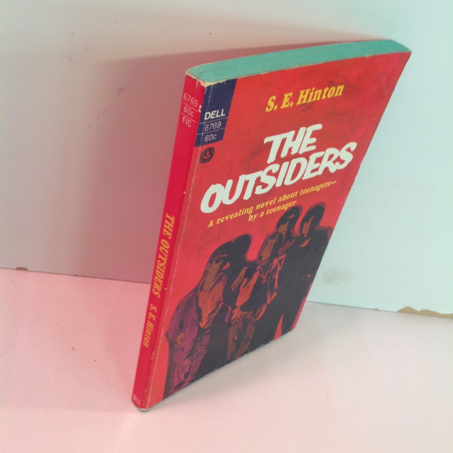 Vintage 1969 Mass Market Paperback The Outsiders S E Hinton Dell Laurel Leaf First Printing