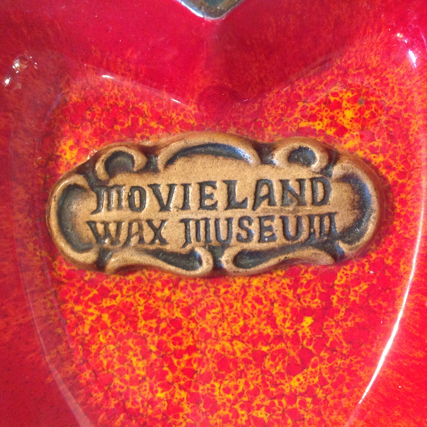 Vintage Treasure Craft Souvenir Movieland Wax Museum Apple Shaped Fruit Motif Tray