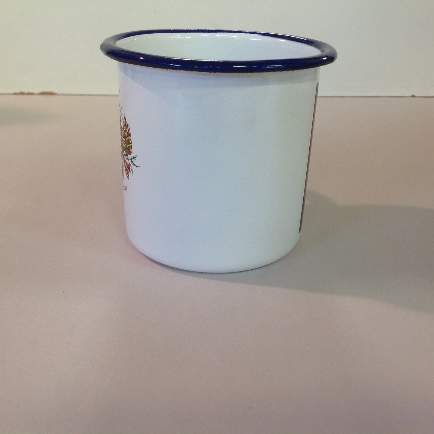 Vintage Gradi 11 ca Enamelware Whiskey Mug Scottish Clan Chattan Cameron's Black Prince Scotch Whisky