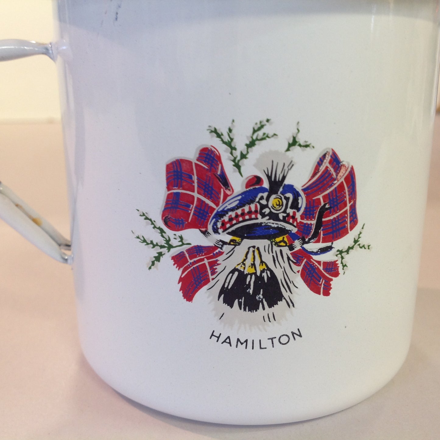 Vintage Gradi 11 ca Enamelware Whiskey Mug Scottish Clan Hamilton The Famous Grouse Finest Scotch Whisky