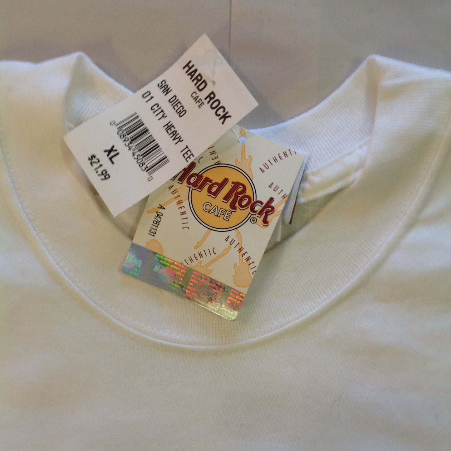 Authentic Souvenir Men's XL White Short Sleeve Cotton Hard Rock Cafe San Diego Blazing Sun Road by the Bay T-Shirt