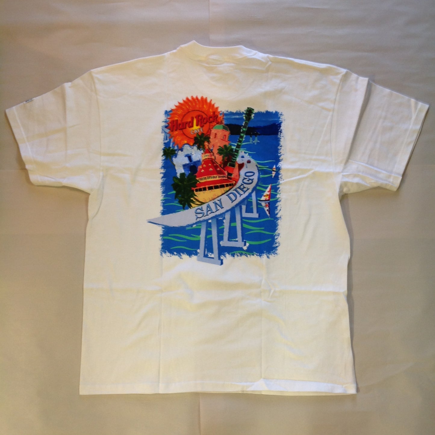 Authentic Souvenir Men's XL White Short Sleeve Cotton Hard Rock Cafe San Diego Blazing Sun Road by the Bay T-Shirt
