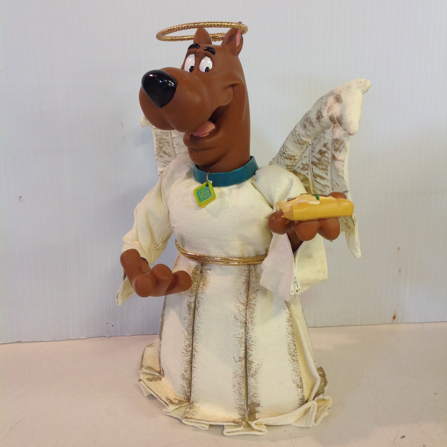 Vintage 1997 Cartoon Network Warner Bros Scooby-Doo Tree Topper with Box