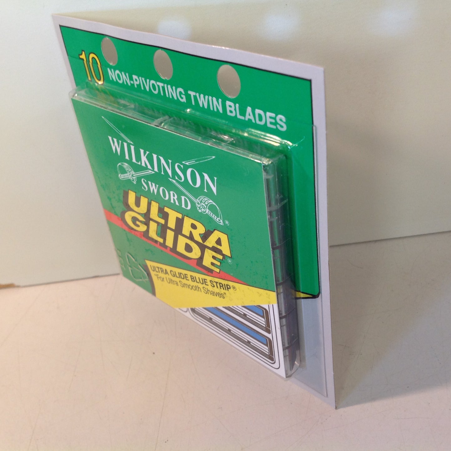 Vintage 1980's NOS Wilkinson Sword ULTRA GLIDE 10 Non-Pivoting Twin Blades Pack