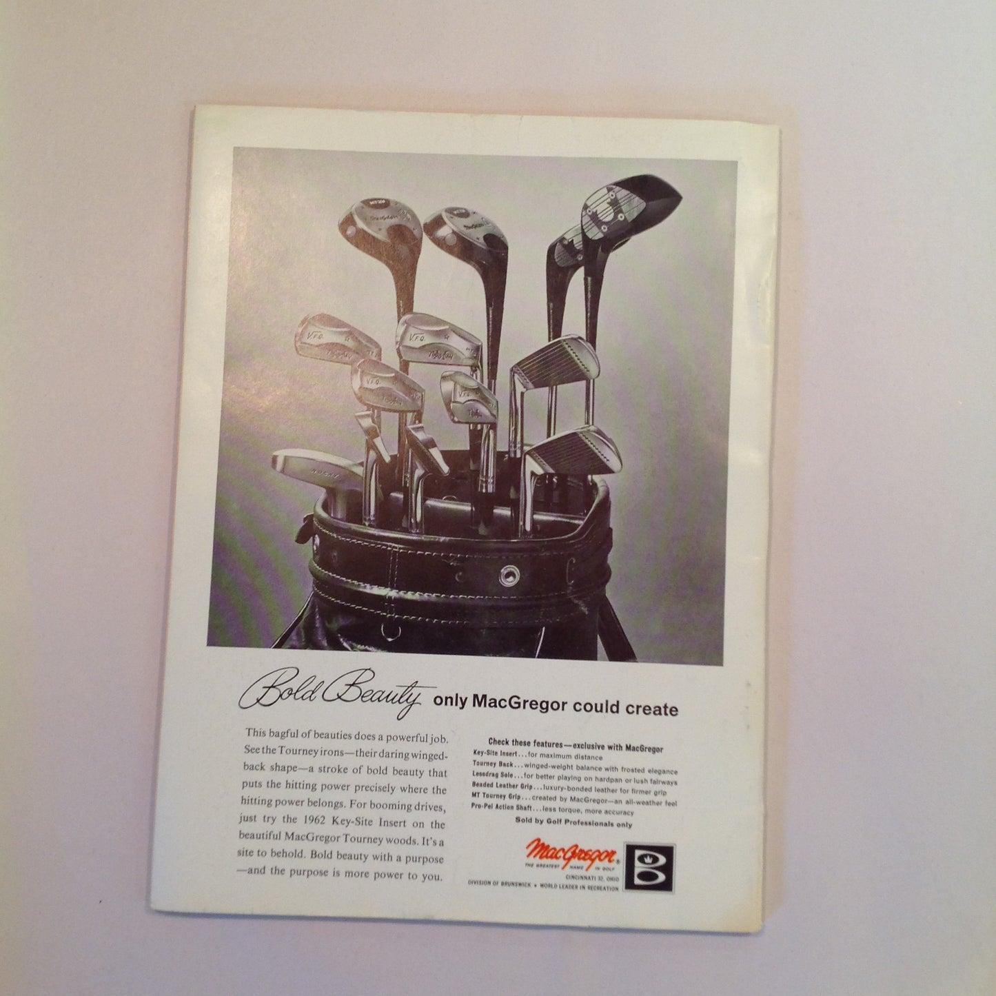 Vintage April 1962 GOLF Magazine The Masters: Anatomy of a Classic TV Following Art Wall