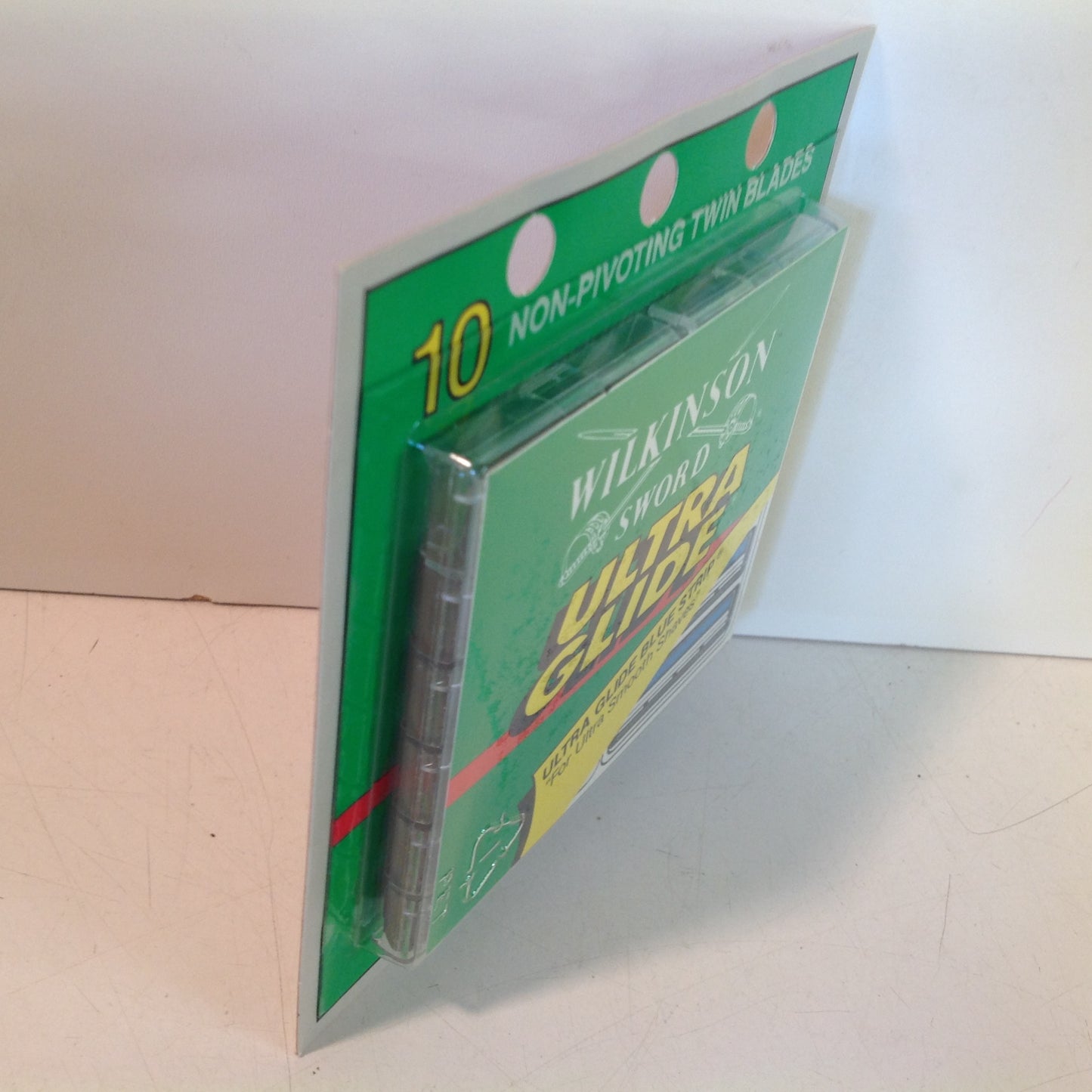 Vintage 1980's NOS Wilkinson Sword ULTRA GLIDE 10 Non-Pivoting Twin Blades Pack