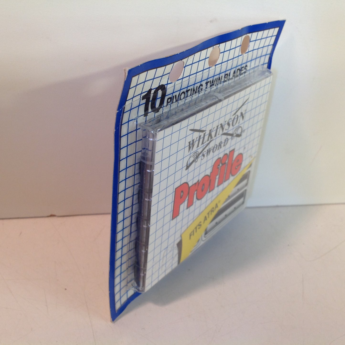 Vintage 1980's NOS Wilkinson Sword PROFILE 10 Pivoting Twin Blades Pack Unopened