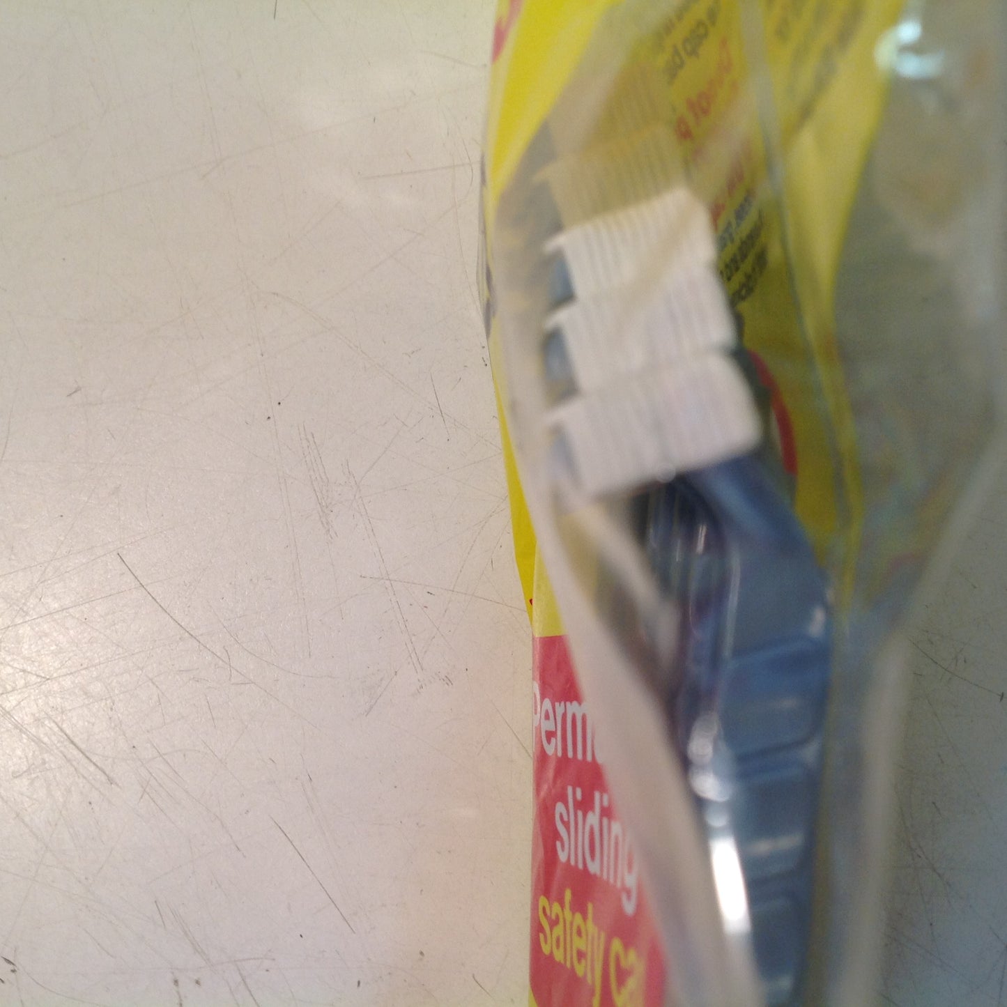 Vintage 1990's NOS SCHICK 5 Twin Blade Disposable Razors Pack Safety Cap Unused