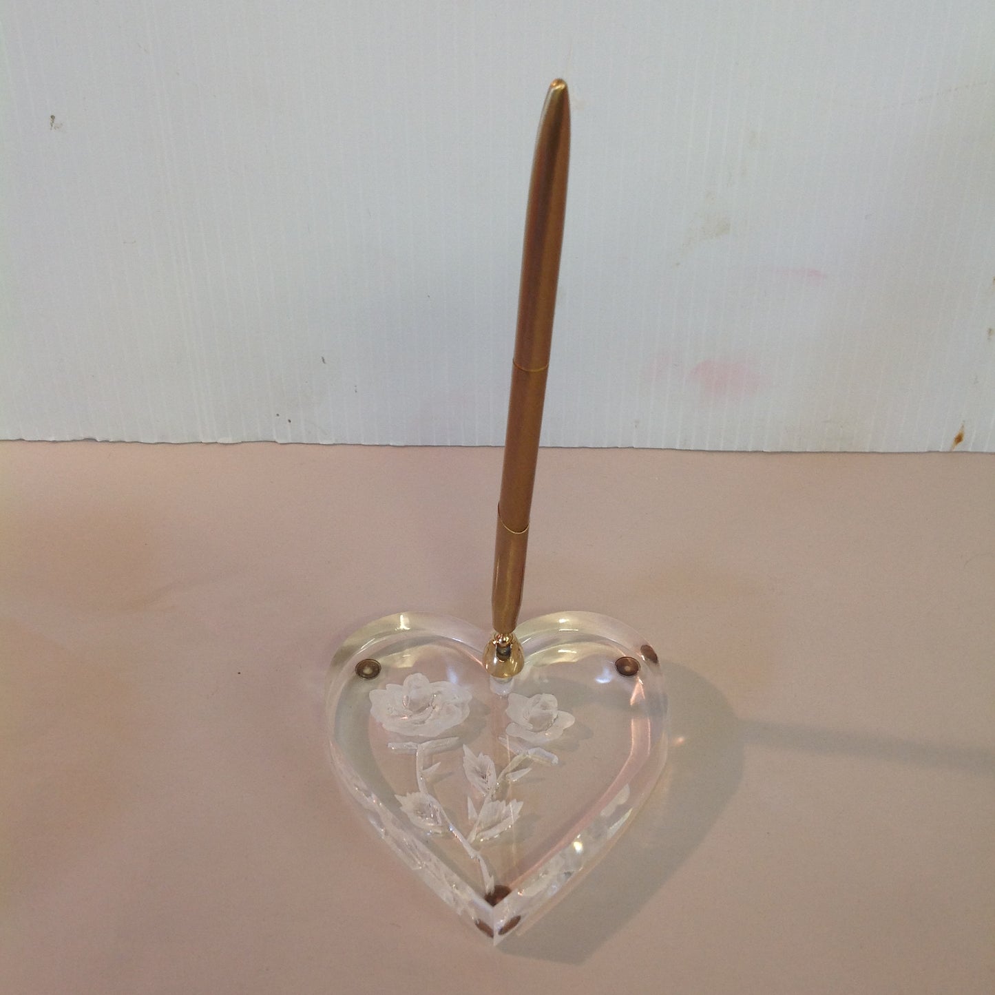 Vintage Hortense B Hewitt Co Elegant Accessories Guest Pen Set Lucite Heart Shaped Rose Wedding Base