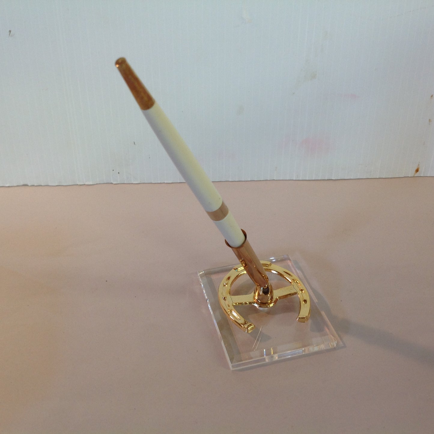 Vintage Hortense B Hewitt Co Elegant Accessories Guest Pen Set Gold Tone Horseshoe Lucky Pen Wedding Base