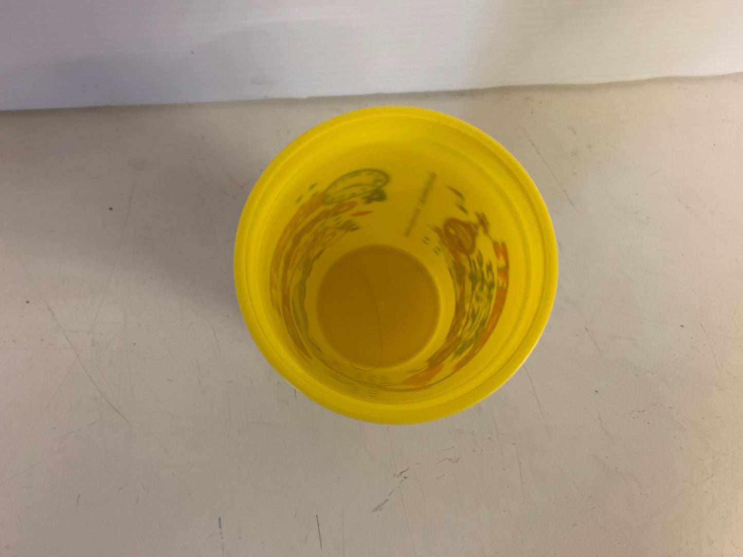 Vintage 1992 Hershey's Chocolate Syrup "Now it's Time 4 Chocolate" Plastic Yellow Drink Cup