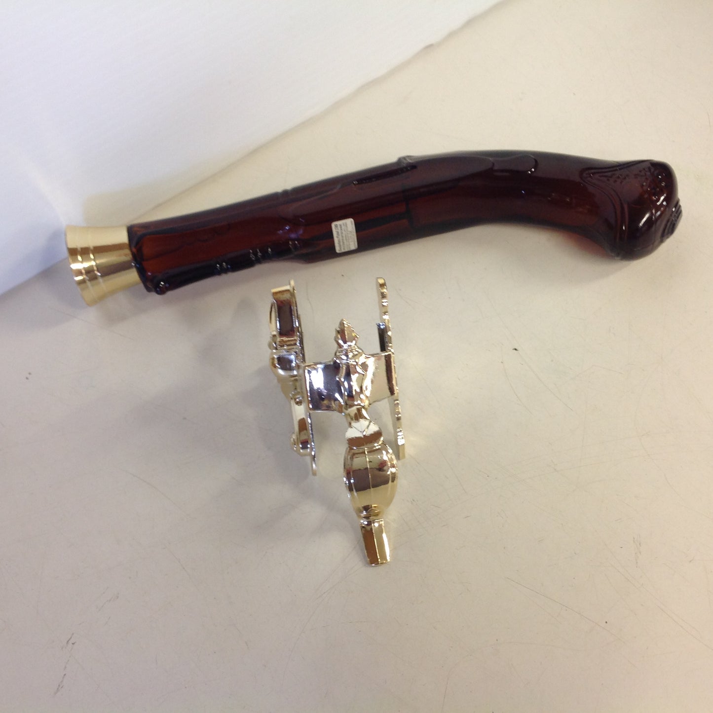 Vintage 1970's AVON Blunderbuss Pistol 1780 Glass Wild Country After Shave 5.5 Fl Oz Decanter with Original Box
