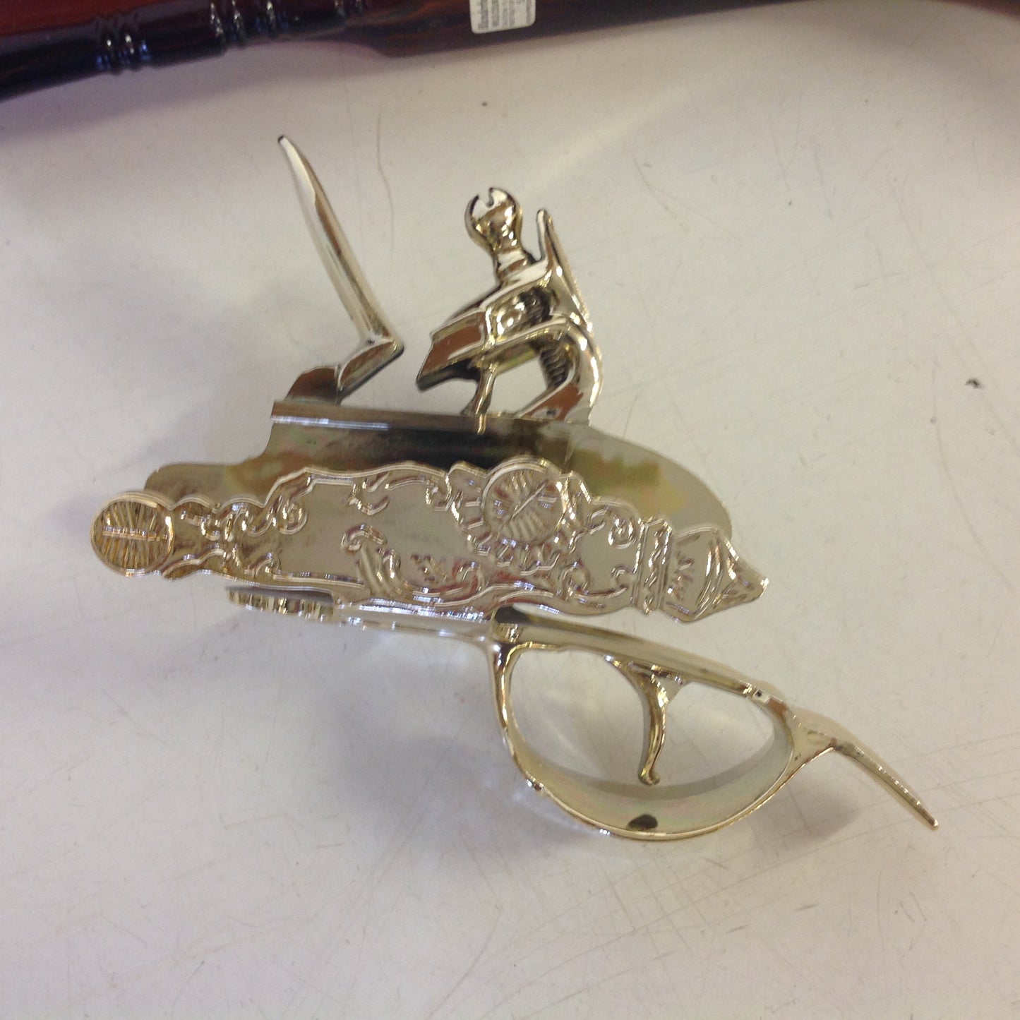 Vintage 1970's AVON Blunderbuss Pistol 1780 Glass Wild Country After Shave 5.5 Fl Oz Decanter with Original Box