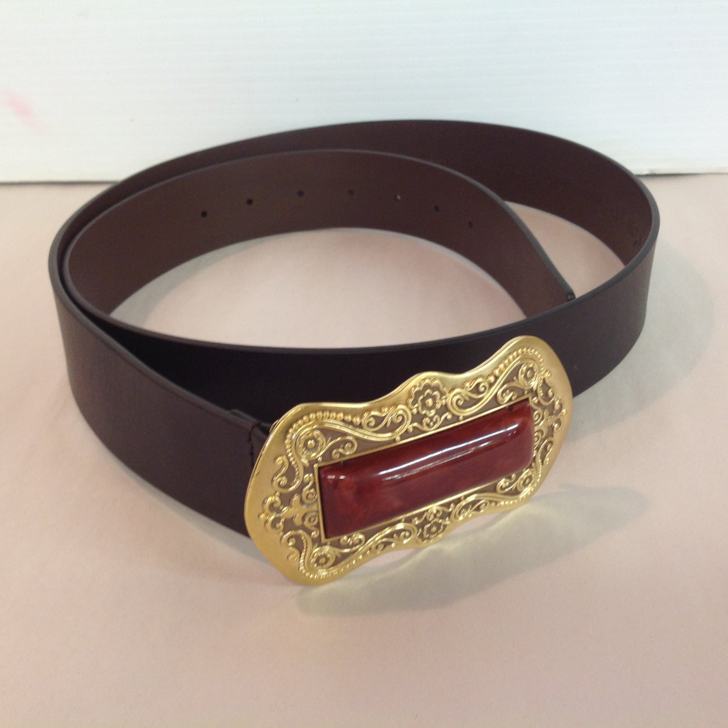 Large Dark Brown Chico's Women's Leather Belt Gold Tone Floral Filigree Marbled Rust Centerpiece Buckle 3