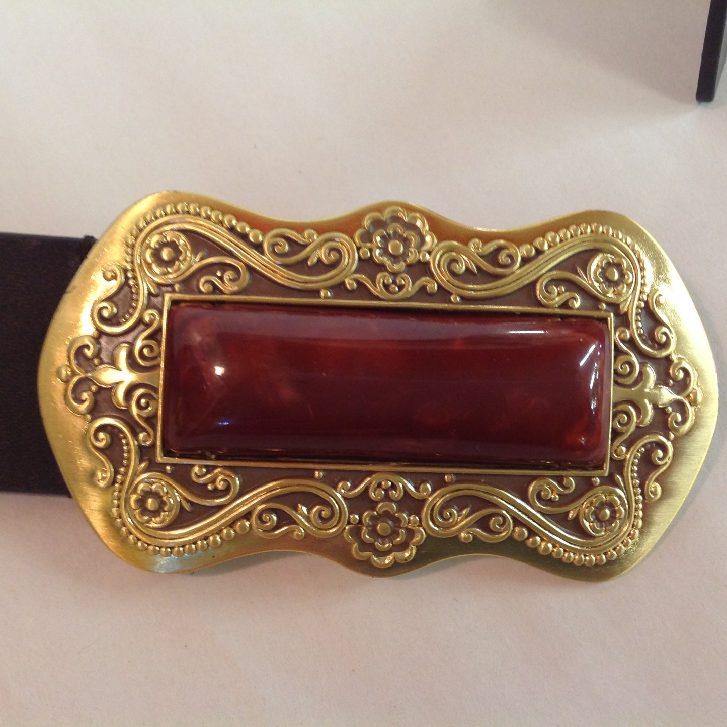 Large Dark Brown Chico's Women's Leather Belt Gold Tone Floral Filigree Marbled Rust Centerpiece Buckle 3