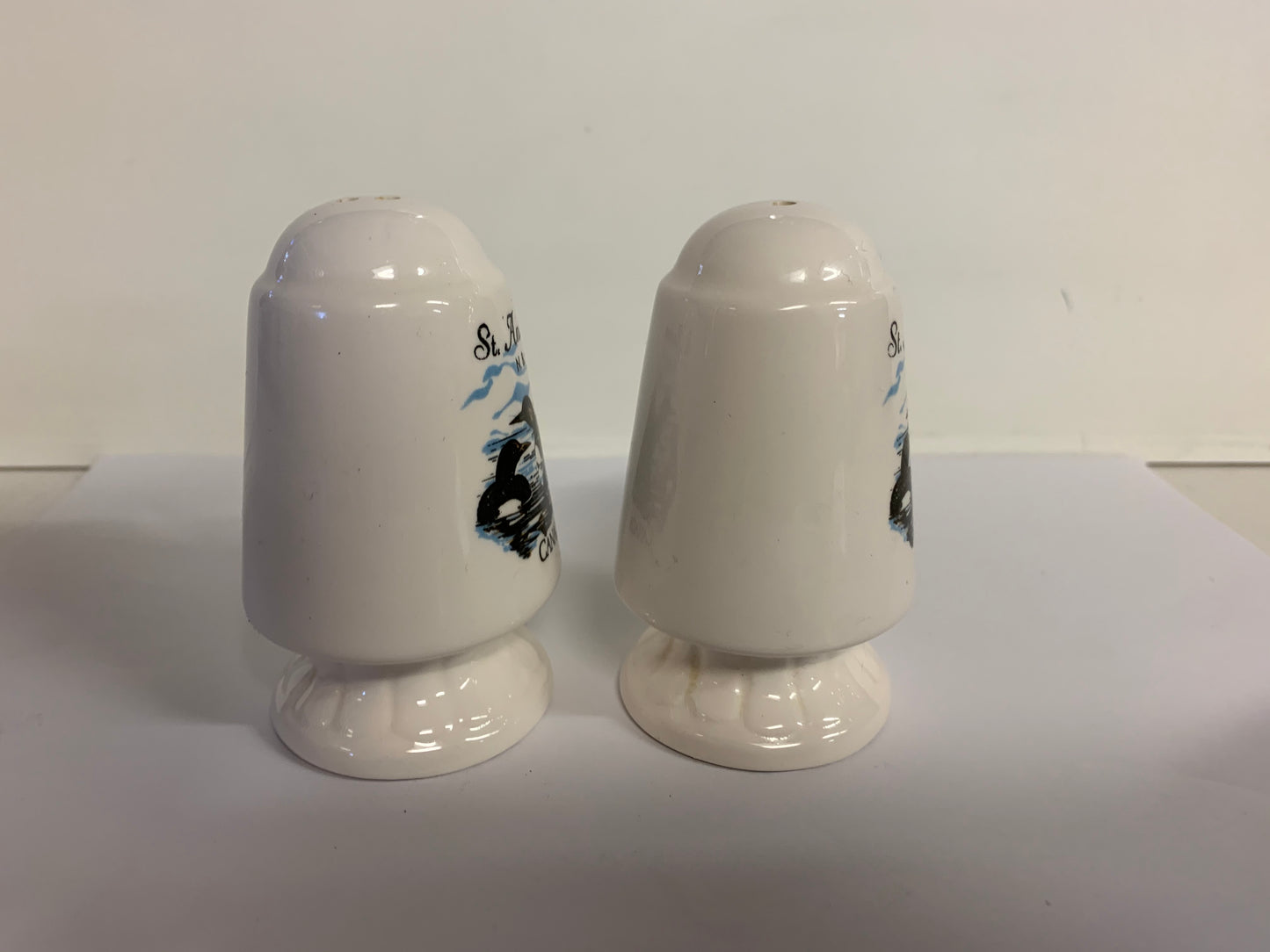 Vintage Canada St Andrews NB Souvenir Ceramic Salt & Pepper Shakers Travel Trip