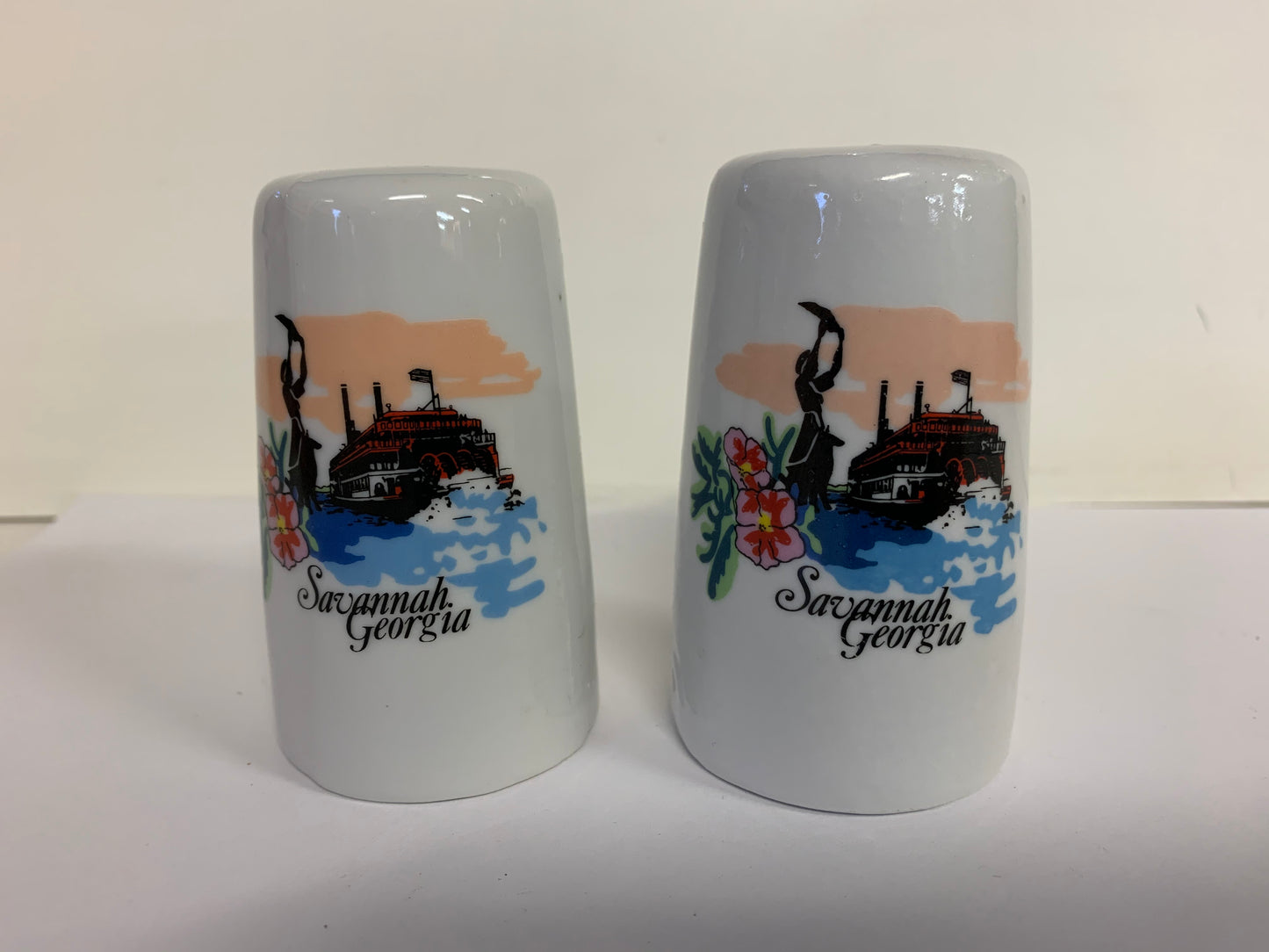 Vintage Souvenir Savannah Georgia Salt and Pepper Set with Steamboat Scene