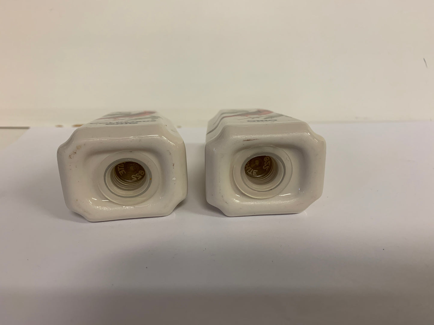 Vintage Souvenir Fricke Porcelain Columbus Ohio Salt and Pepper Shaker Set