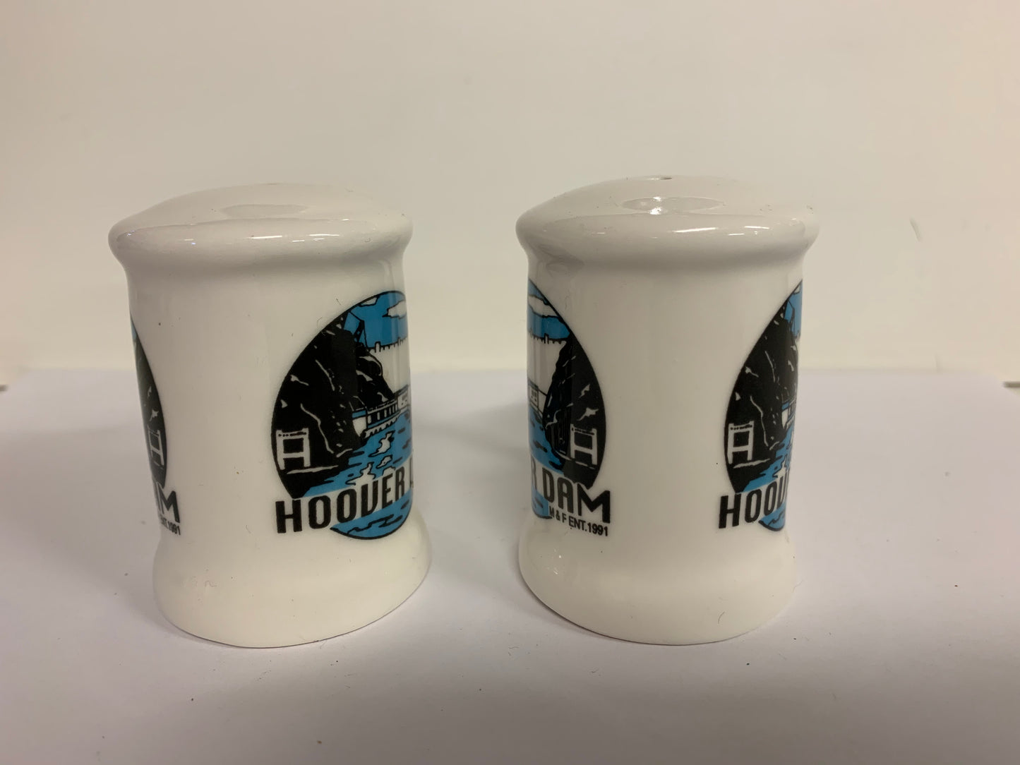 Vintage 1991 M & F Enterprises Souvenir Hoover Dam Salt and Pepper Shaker Set