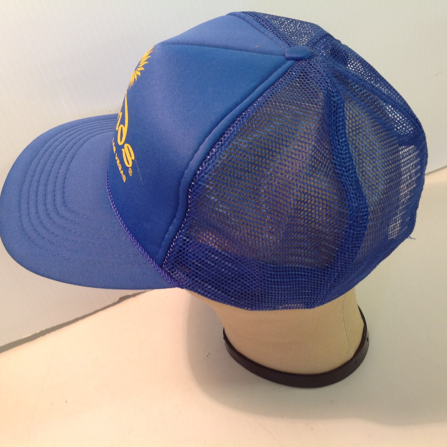 Vintage Headmost Sands Hotel and Casino Las Vegas Nevada Souvenir Royal Blue Trucker's Cap