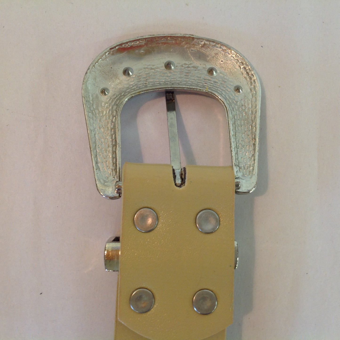 Vintage Light Tan Faux Leather Chromed Buckle Turquoise Rhinestone Accent Women's X/L Belt 14