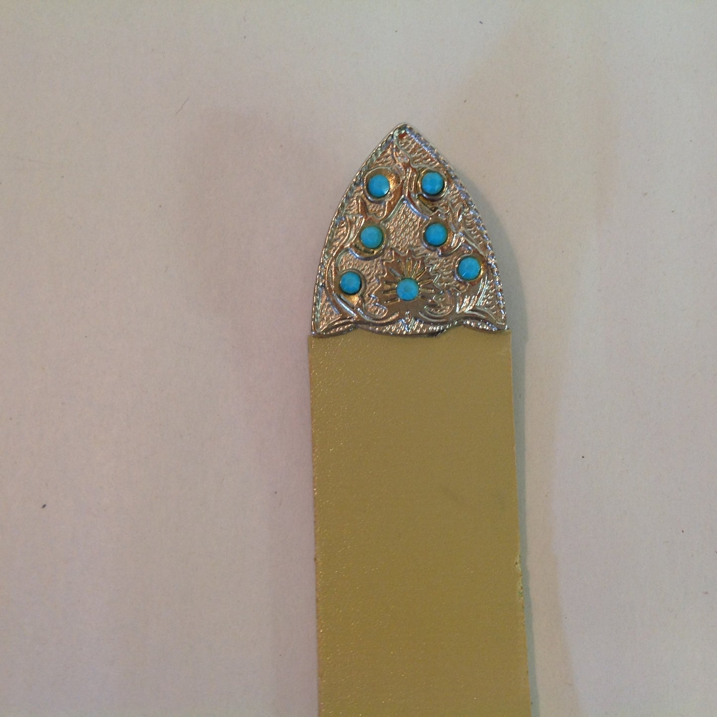 Vintage Light Tan Faux Leather Chromed Buckle Turquoise Rhinestone Accent Women's X/L Belt 14