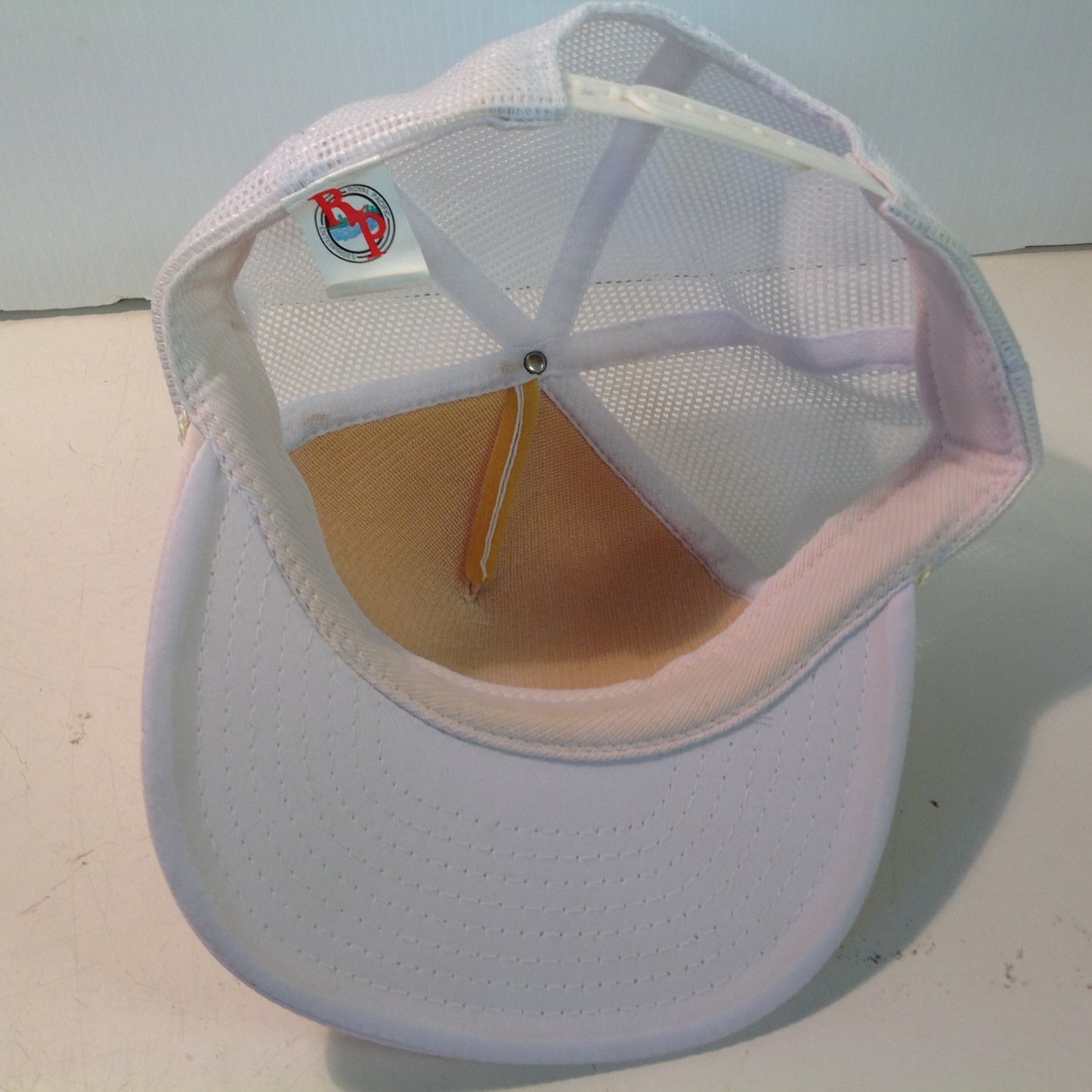 Vintage Royal Pacific Enterprises Palace Station Hotel and Casino Las Vegas Nevada Golf Tournament Souvenir White Foam Mesh Trucker's Cap
