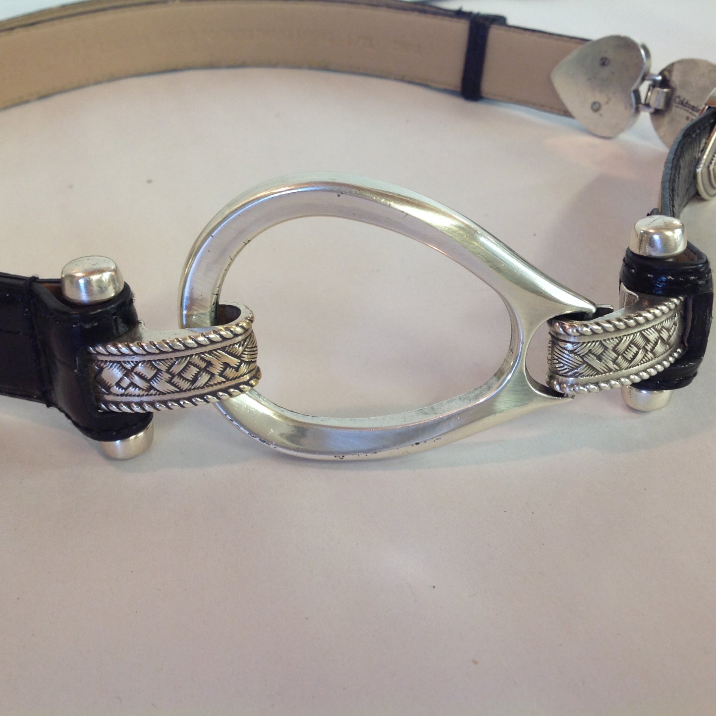 2008 Coldwater Creek Women's L/XL Black Leather Belt Metal Hearts Motif Abstract Geometric Link Hoop Hook Closure 16