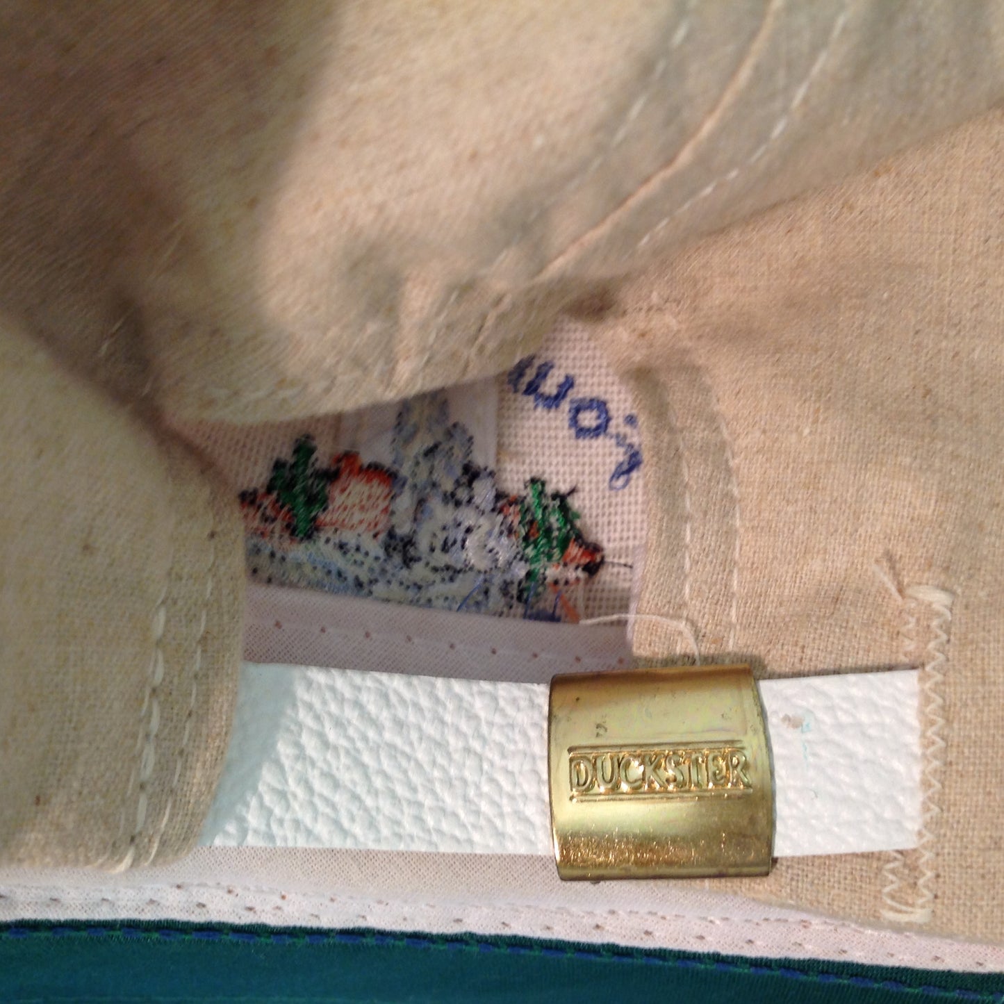 Vintage Duckster Fountain Hills Golf Club Alsip Illinois Souvenir Beige and Denim Blue Baseball Cap
