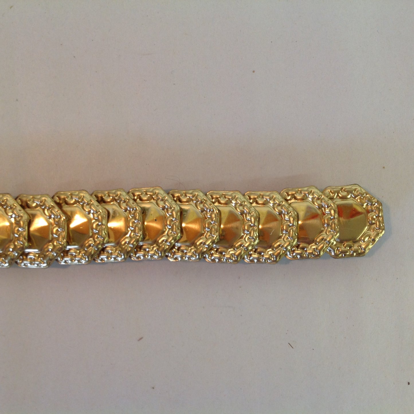 Vintage Gold Tone Women's Reticulated Stretch Belt Octagon Style Coin 30