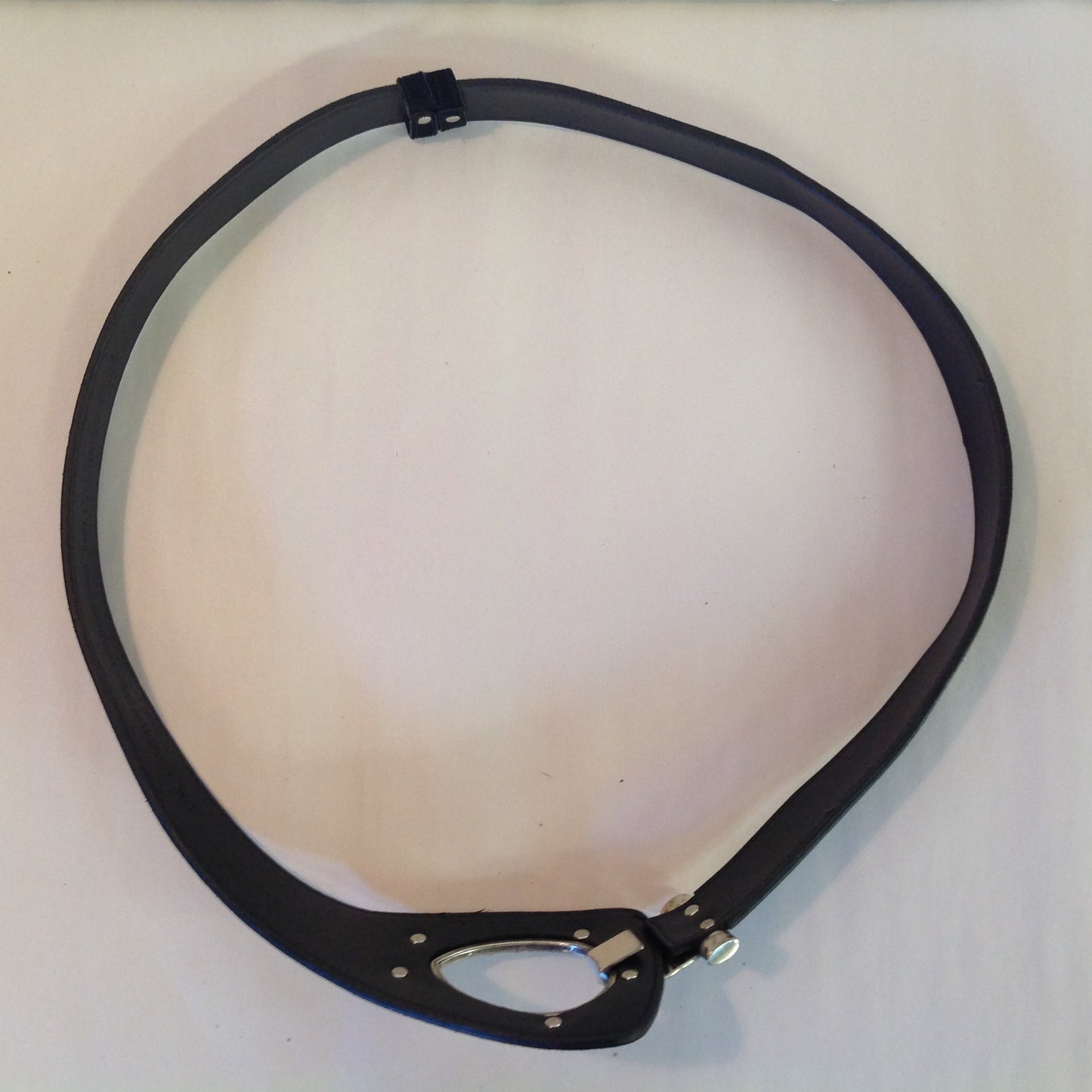 Coldwater Creek Women's L/XL Black Leather Hammered Silver Tone Metal Hoop and Hook Closure 34