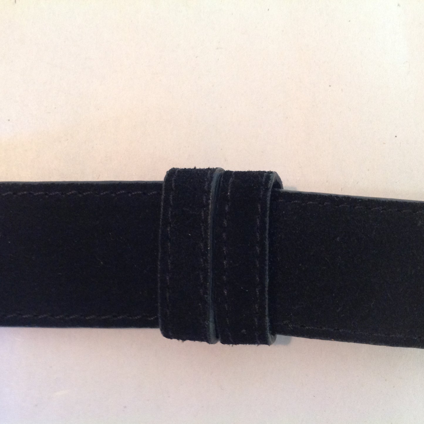 Coldwater Creek Women's L/XL Black Leather Hammered Silver Tone Metal Hoop and Hook Closure 34