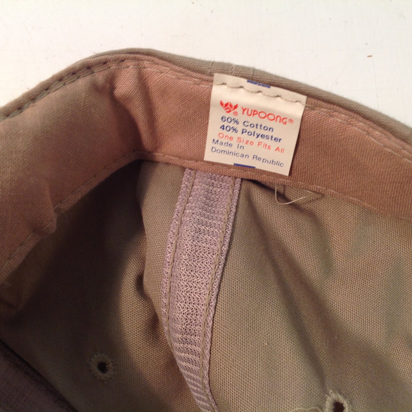 Vintage Yupoong North Brook Golf Club Luxemburg Wisconsin Souvenir Tan Rope Brim Baseball Cap