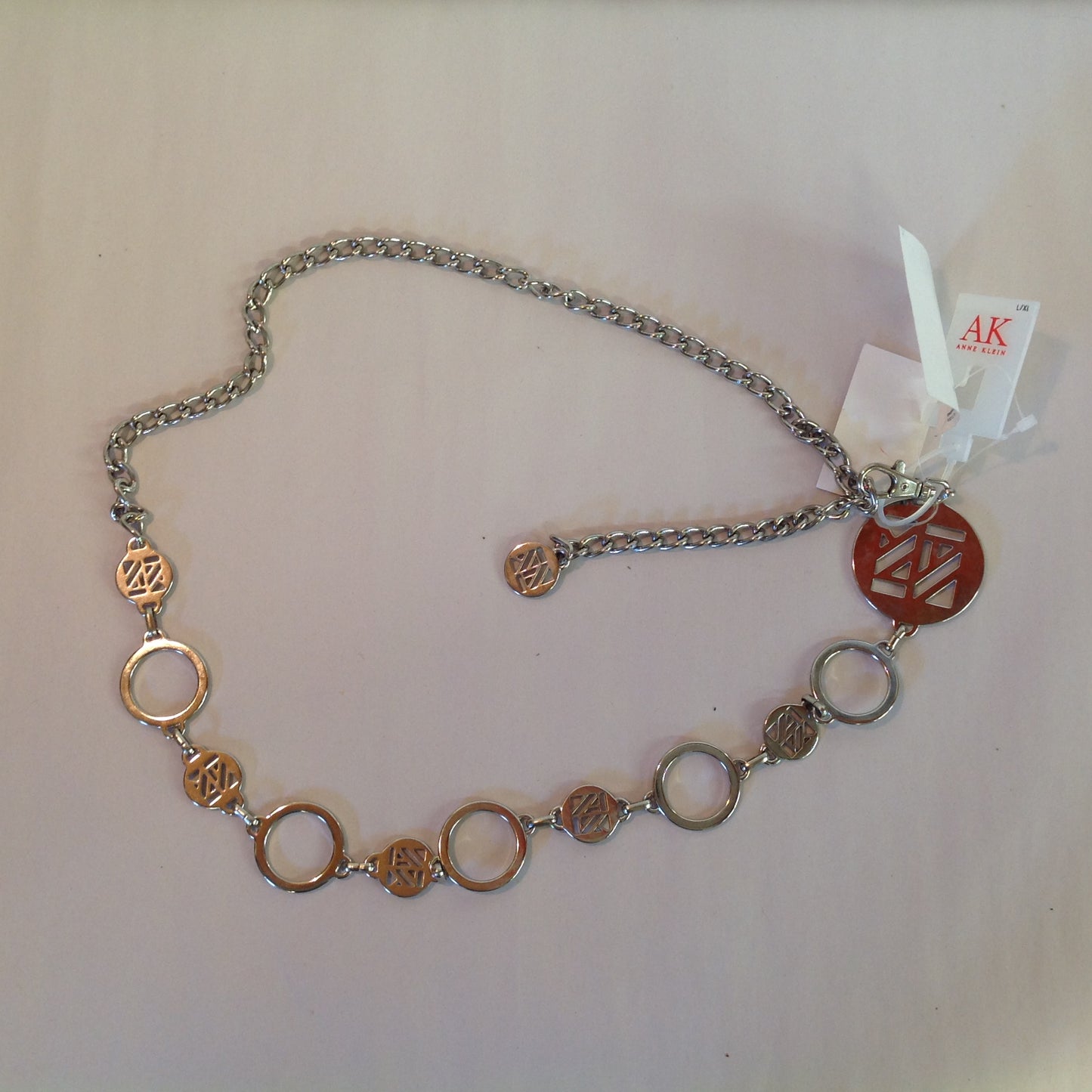 Anne Klein Women's L/XL Silvertone Metal Chain Belt Alternating Hoops AK Medallions New with Tags 36