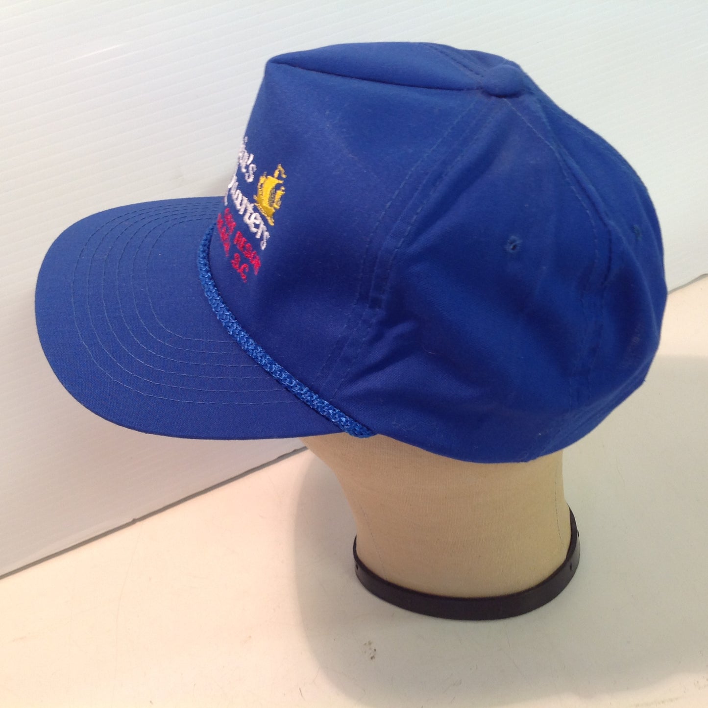 Vintage YoungAn Hat Company Souvenir Captain's Quarters Family and Golf Resort Myrtle Beach South Carolina Royal Blue Baseball Cap
