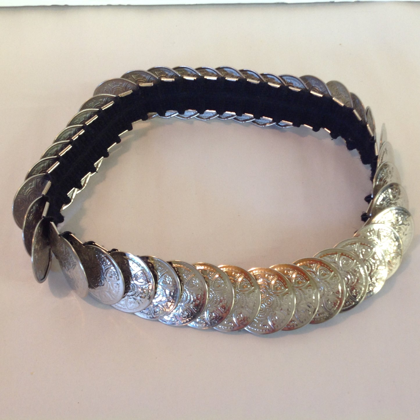 Vintage Women's Stretch Belt Silver Tone Aztec Style Motif Reticulated Coins 37