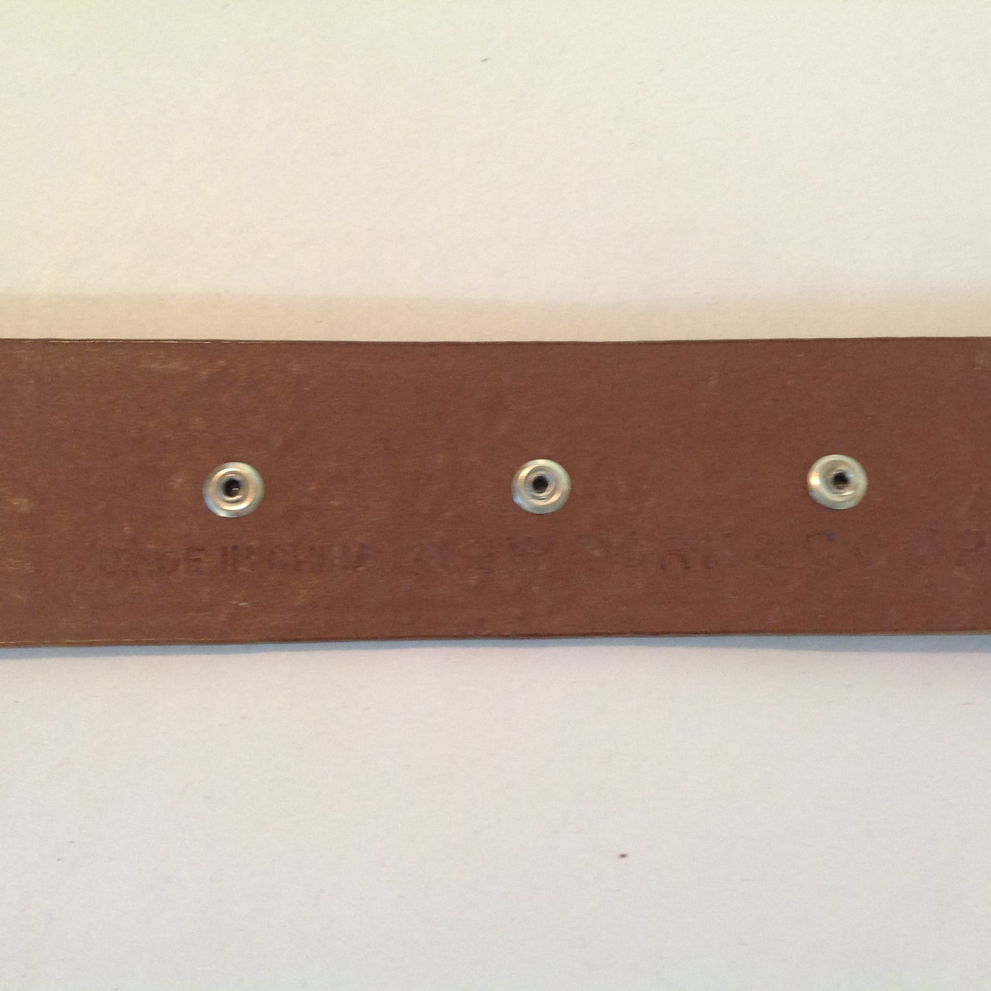 Vintage Women's XL Tan New York & Company Bonded Leather Belt with Rhinestone and Brass Stud Accents 39