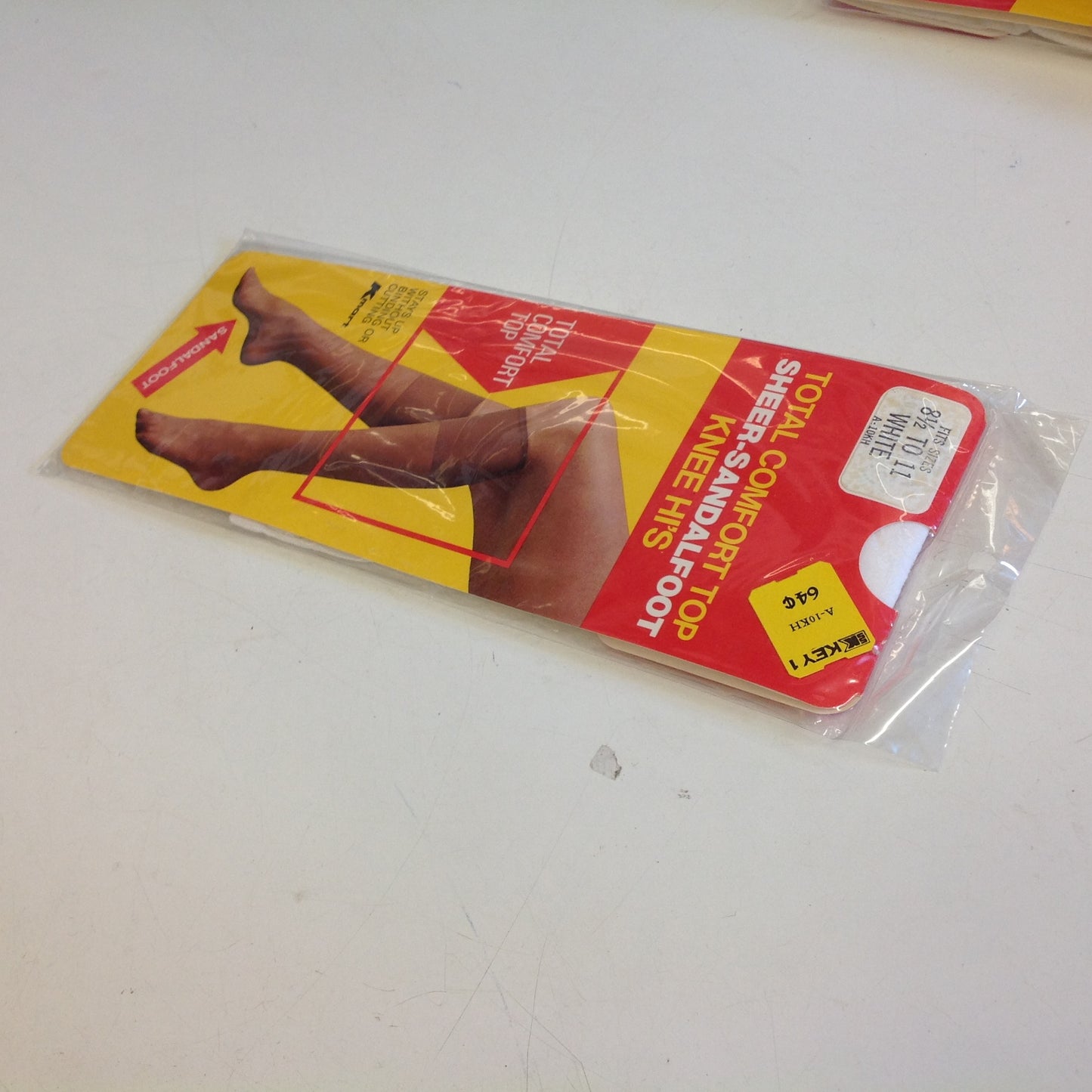 Vintage 1980's NOS K-Mart Total Comfort Top Sheer-Sandalfoot Knee Hi's 8 1/2-11 White
