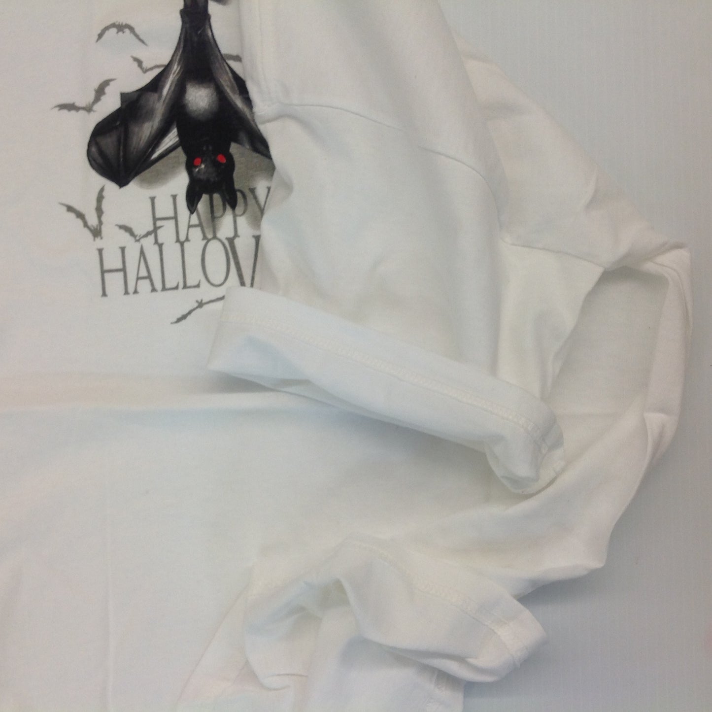 2002 Budweiser HAPPY HALLOWEEN Inverted Bat XL T-Shirt