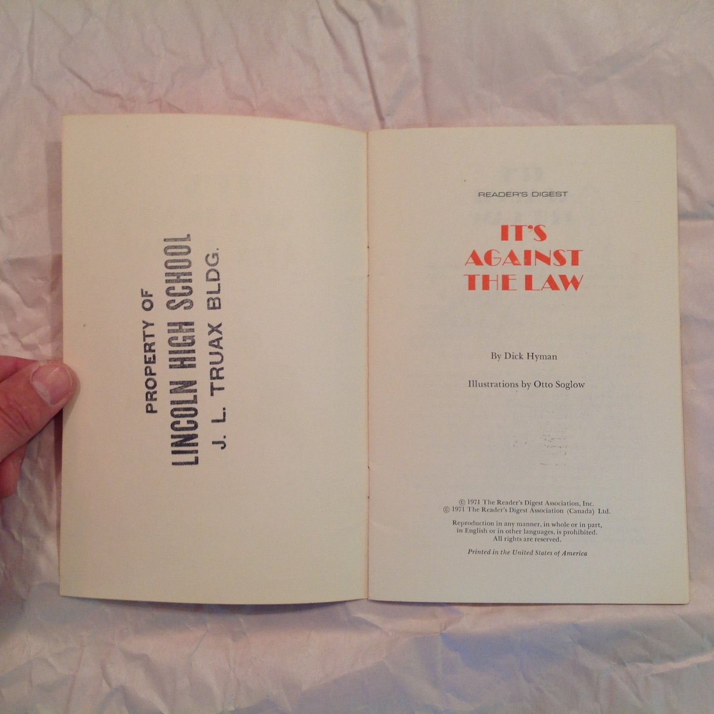 Vintage 1971 Paperback Booklet It's Against The Law Reader's Digest Humor Cartoons